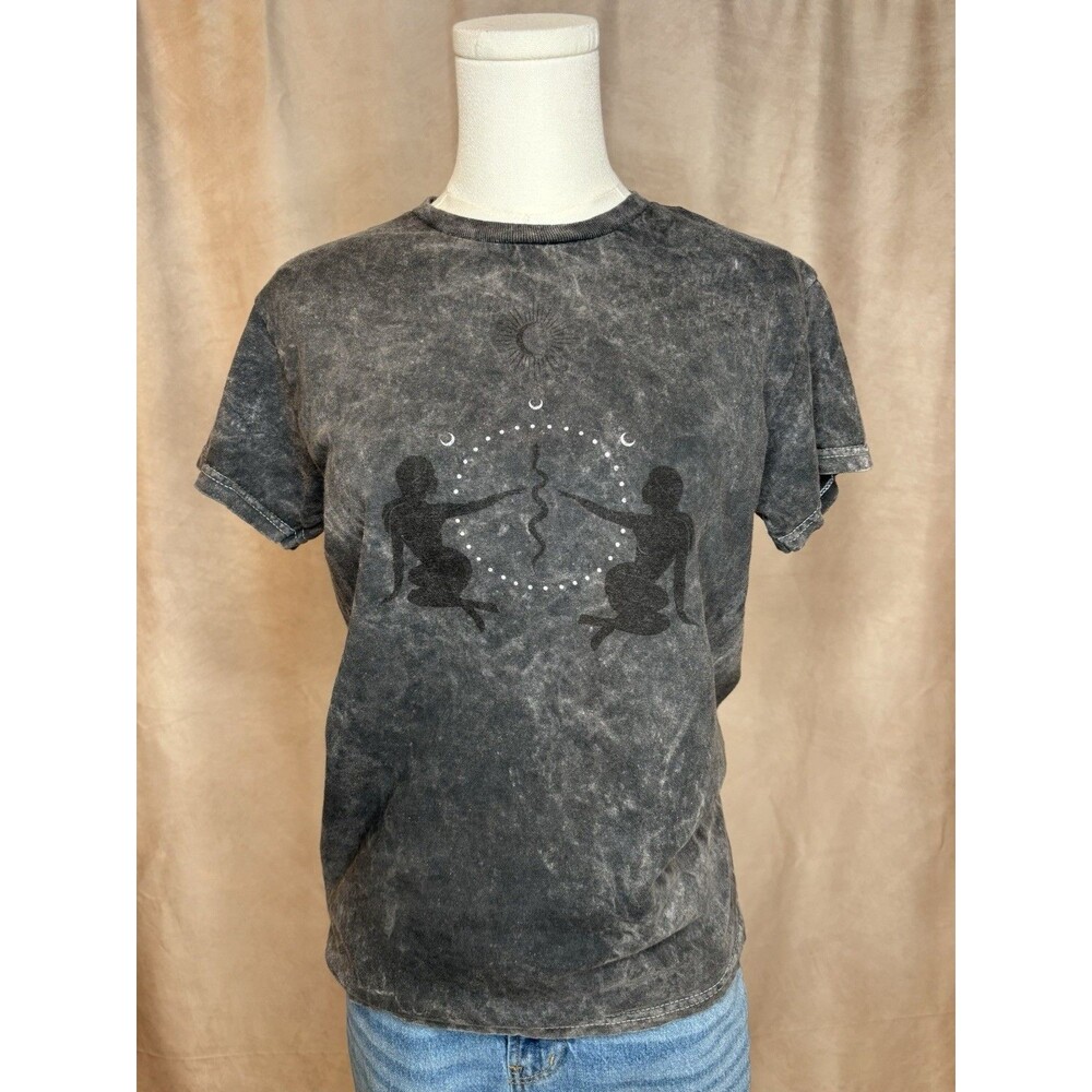 Neoclassics Graphic T Shirt Women S Washed Black Celestial Y2K